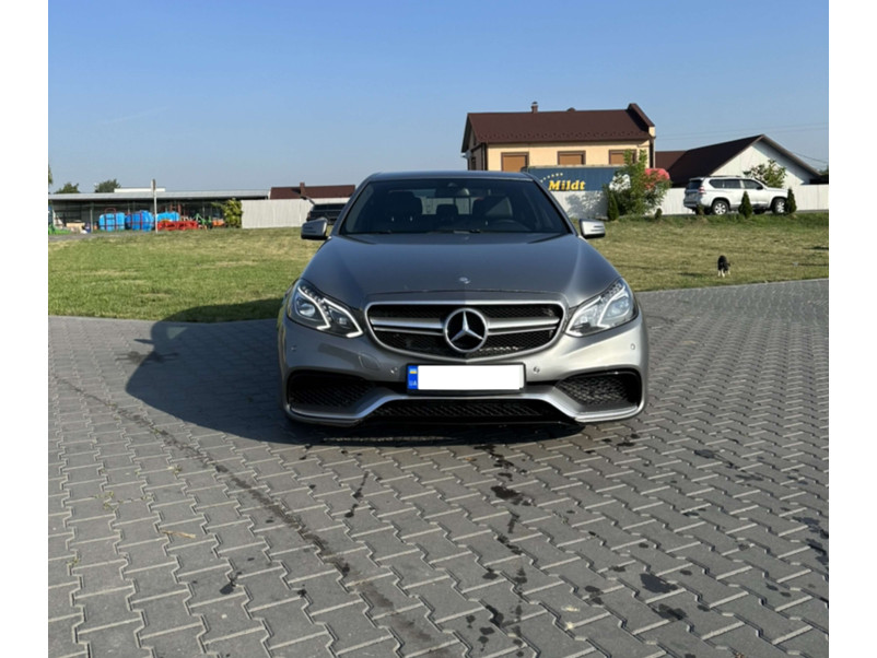 Комплект обвісів  ( стиль E63 AMG ) V1 на Mercedes-Benz E-Class W212 2013-2016 року