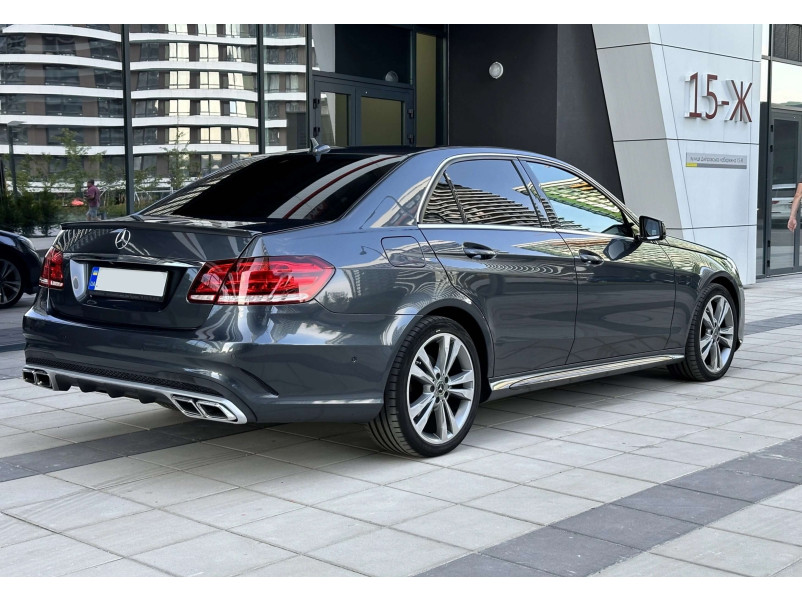 Комплект обвісів  ( стиль E63 AMG ) V1 на Mercedes-Benz E-Class W212 2013-2016 року