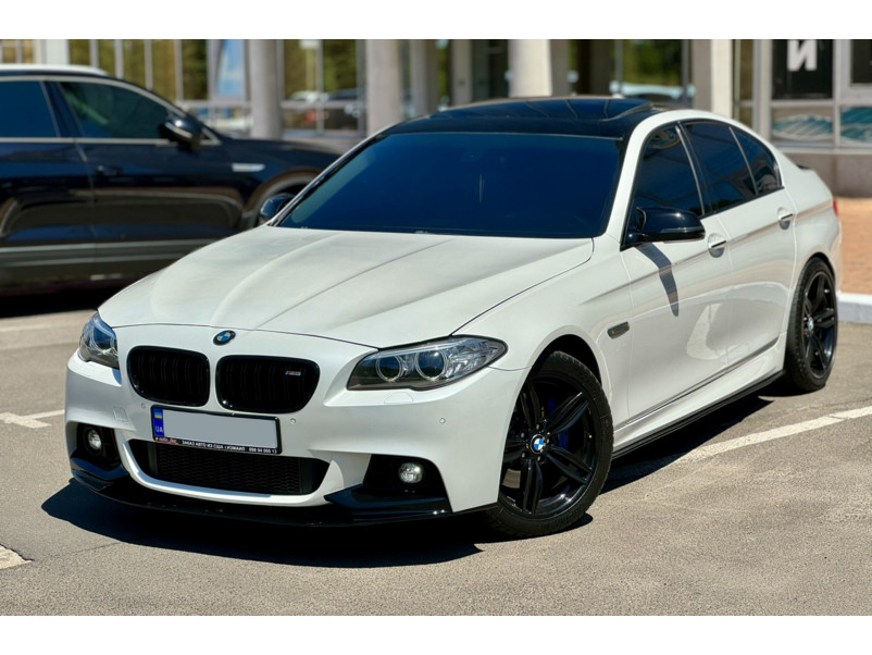 Леза на пороги Чорний глянець ( M-Performance ) на BMW 5 Series F10 / F11 2010-2017 року