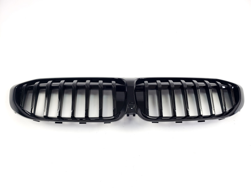 Ніздрі Чорний глянець ( 1 BAR ) на BMW 3 Series G20 / G21 2018-2022 року