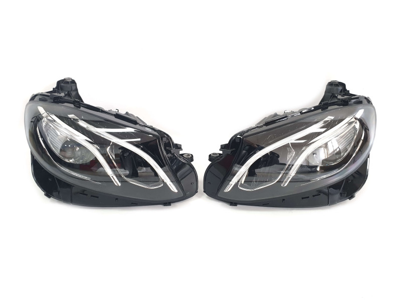 Передні фари  ( Led ) комплектні на Mercedes-Benz E-Class W213 2016-2020 року