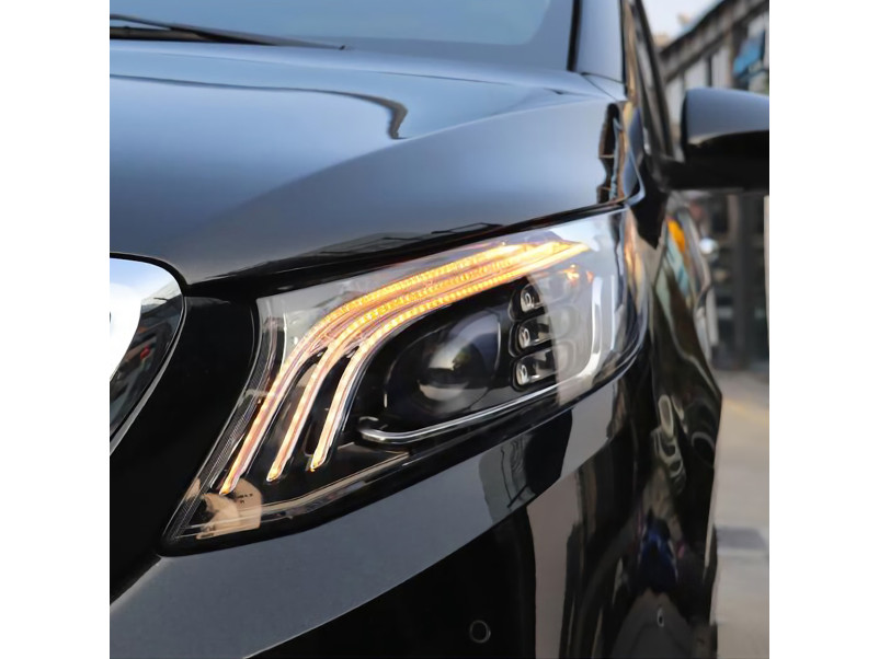 Передні фари  ( Led стиль Maybach заміна галогену ) на Mercedes-Benz VITO-Class W447 2014-2019 року