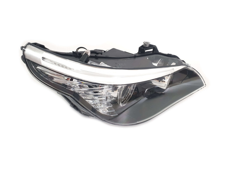 Передні фари  Bi-Xenon ( без блоків ) на BMW 5 Series E60 / E61 2003-2010 року