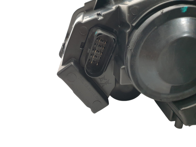 Передні фари  ( Full Led ) на Volkswagen Polo 2009-2017 року