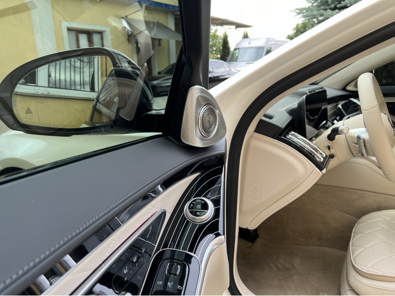 Сітки на динаміки  Burmester 4D на Mercedes-Benz S-Class W223 2020-2025 року
