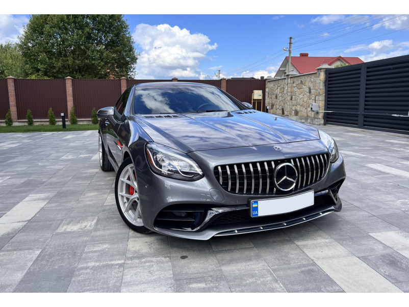 Решітка радіатора  ( GT Chrome Black ) на Mercedes-Benz SLC-Class R172 2016-2020 року