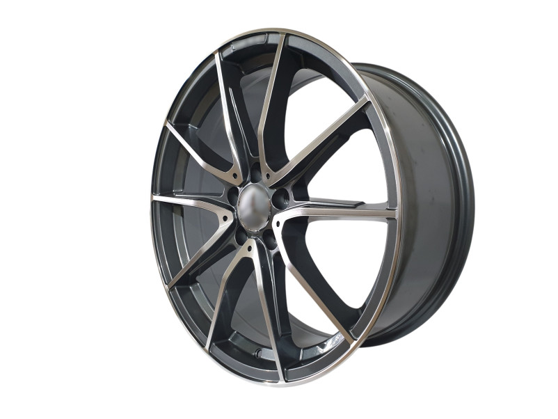 R19 GMF ( різноширокі ) на Mercedes-Benz A-Class W176 2012-2015 року