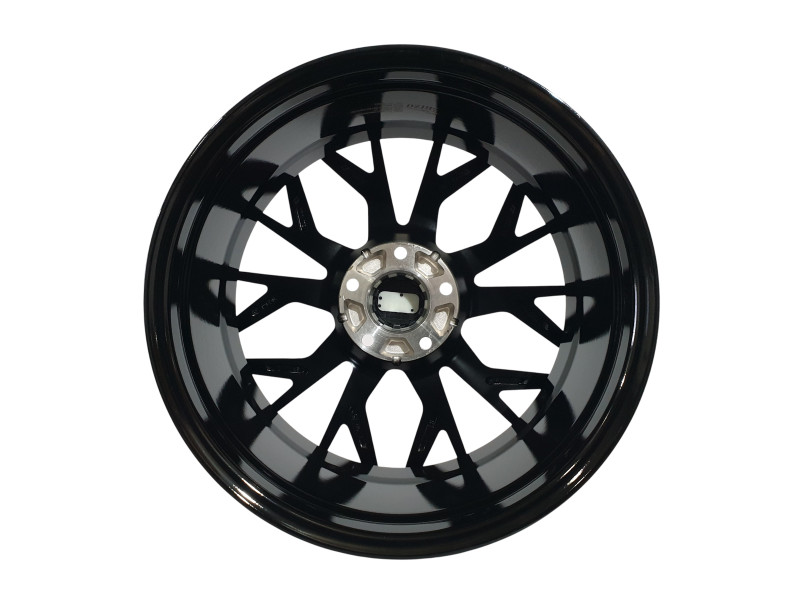 R18 Gloss Black Диски ( різноширокі ) на BMW 3 Series F30 / F31 2011-2018 року