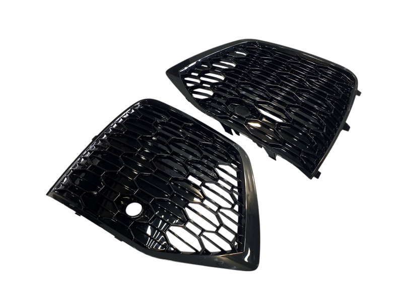 Решітки в бампер  ( RS Style ) Full Black на Audi Q5 80A 2020-2024 року