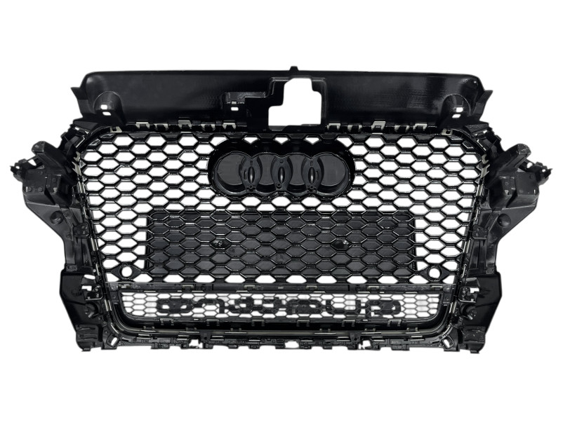 Решітка радіатора Black Silver ( в стилі RS3 ) на Audi A3 8V 2012-2016 року