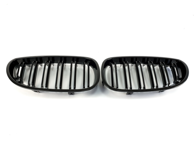 Ніздрі Чорний глянець ( Подвійні M-Look ) на BMW 5 Series E60 / E61 2003-2010 року