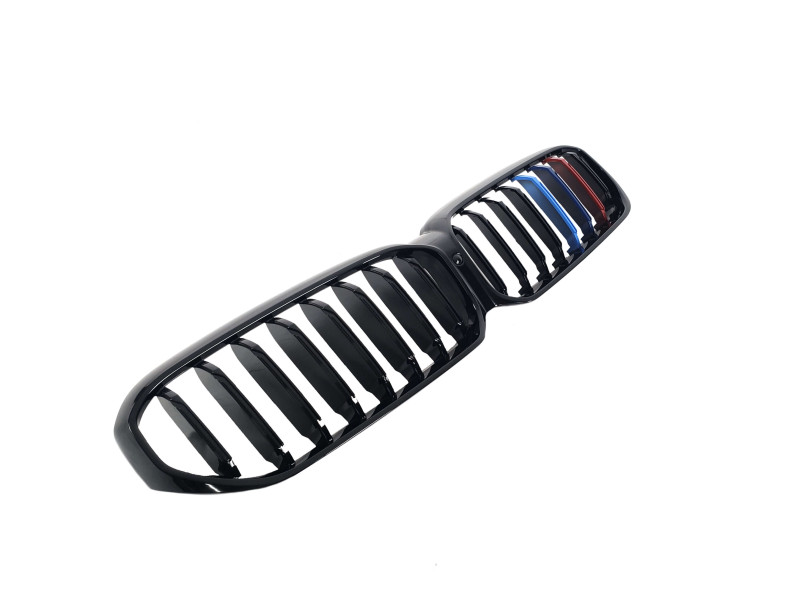 Ніздрі M-color ( 1 Bar ) на BMW 5 Series G30 / G31 2020-2023 року