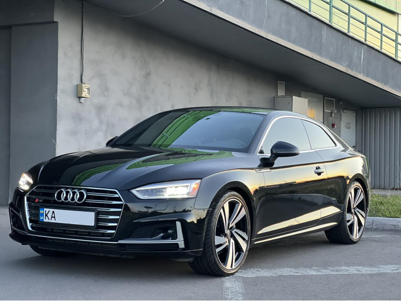 Решітки в бампер Black / Silver ( стиль S5 під дистронік ) S-Line на Audi A5 B9 2016-2020 року