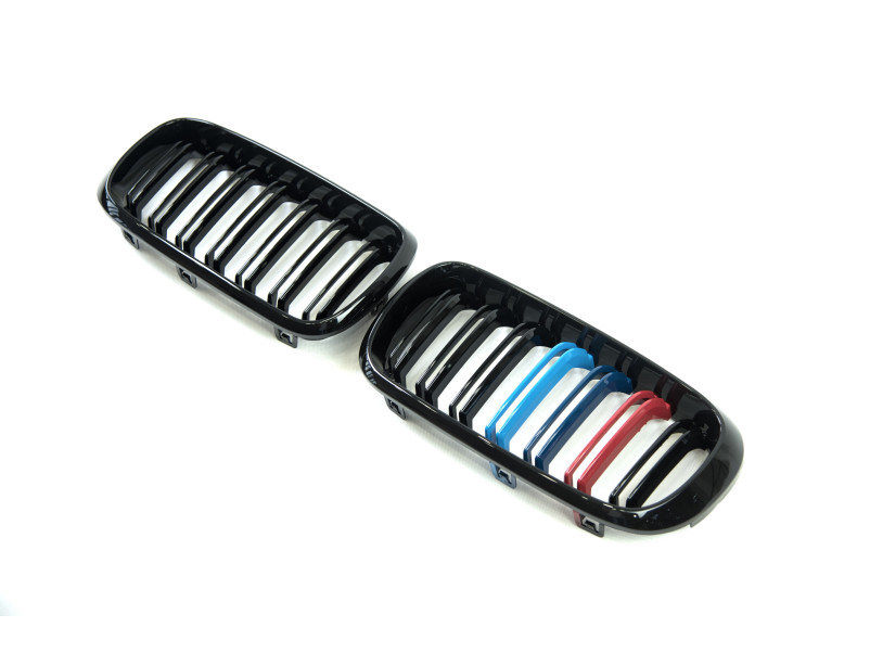 Ніздрі  M-color  ( Подвійні M-Look ) на BMW X5 F15 2013-2018 року