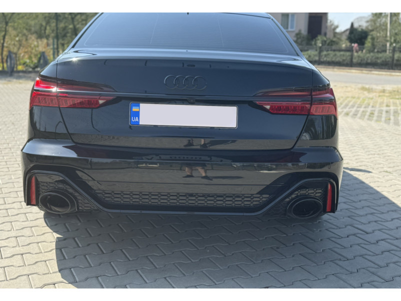 Комплект обвісів  ( в стилі RS6 ) на Audi A6 C8 2018-2023 року