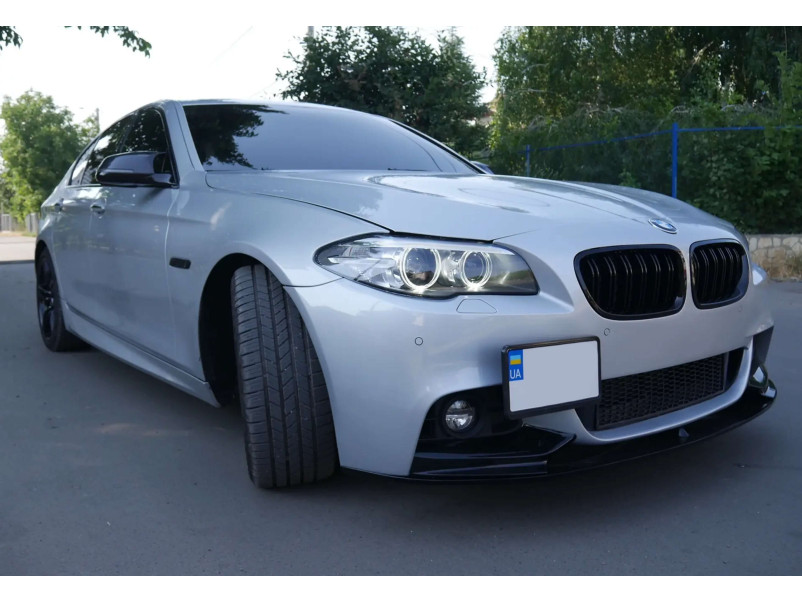 Передній бампер  ( M Sport Paket ) LCI на BMW 5 Series F10 / F11 2010-2017 року