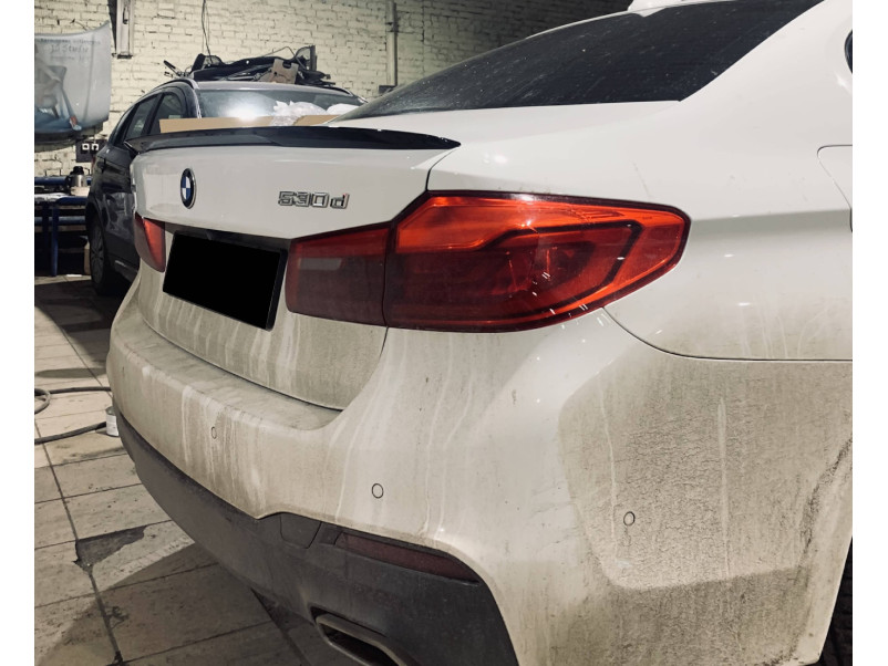 Спойлер Чорний глянець ( стиль M-Performance ) на BMW 5 Series G30 / G31 2017-2020 року