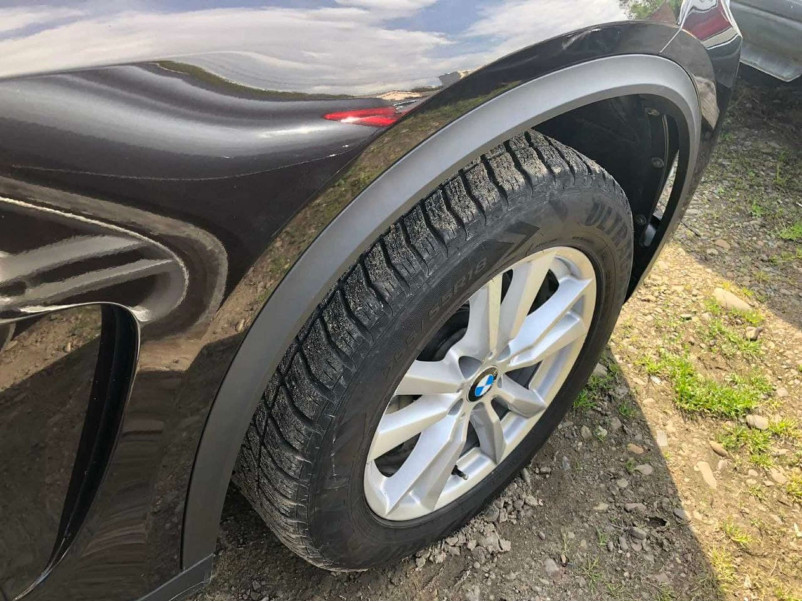 Розширювачі арок  ( M Paket )  на BMW X5 F15 2013-2018 року
