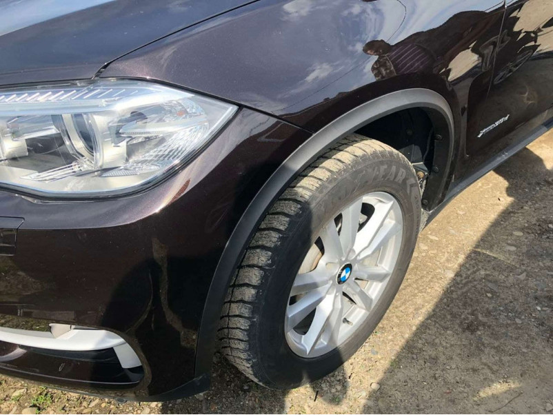 Розширювачі арок  ( M Paket )  на BMW X5 F15 2013-2018 року
