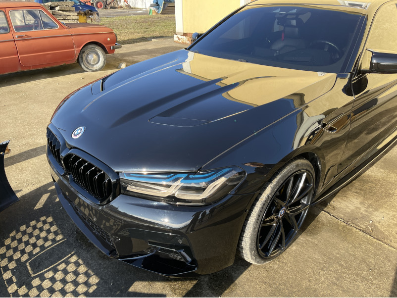 Капот  ( стиль M5 F90 CS ) Алюміній + герметик на BMW 5 Series G30 / G31 2017-2020 року
