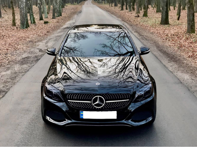 Решітка радіатора Diamond Black ( без місця під камеру ) на Mercedes-Benz C-Class W205 2014-2018 року