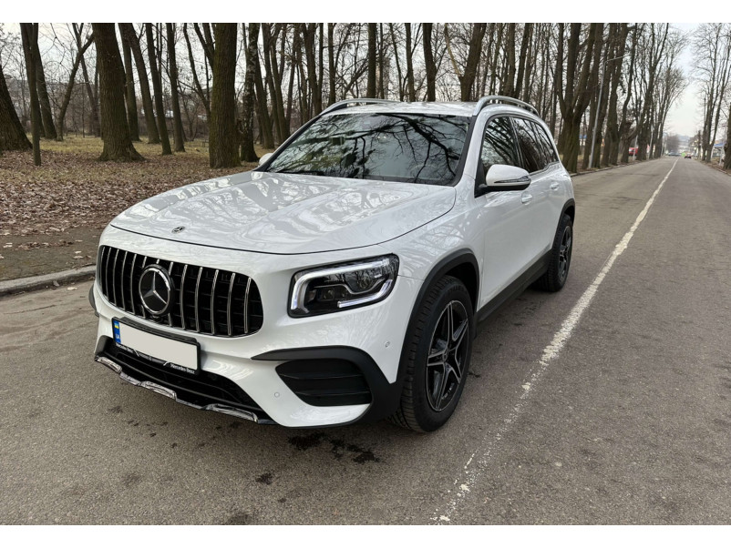 Передній бампер  ( стиль GLB35 AMG ) на Mercedes-Benz GLB-Class X247 2019-2023 року