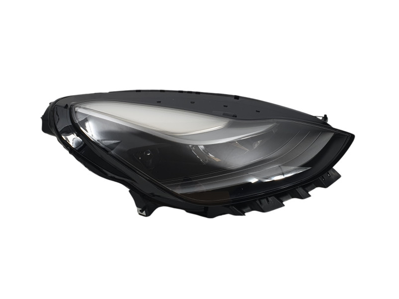 Передні фари  LED на Tesla Model Y 2020-2024 року