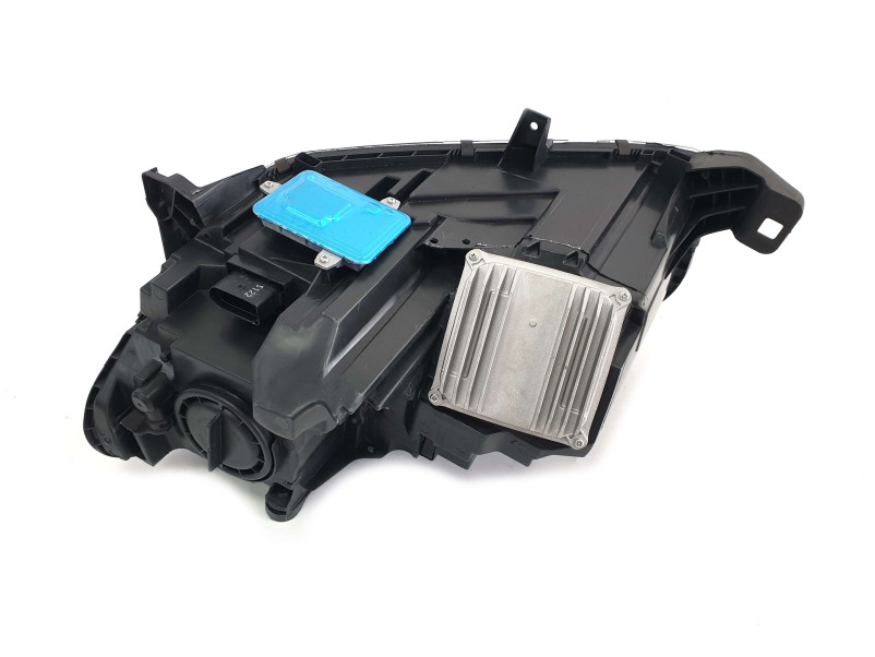 Передні фари  ( Bi-Xenon ) комплектні V2 на Mercedes-Benz ML-Class W166 2011-2015 року