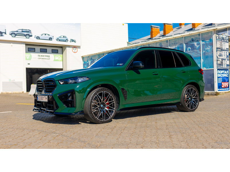 R22 BMF ( різноширокі ) на BMW X5 G05 2018-2022 року
