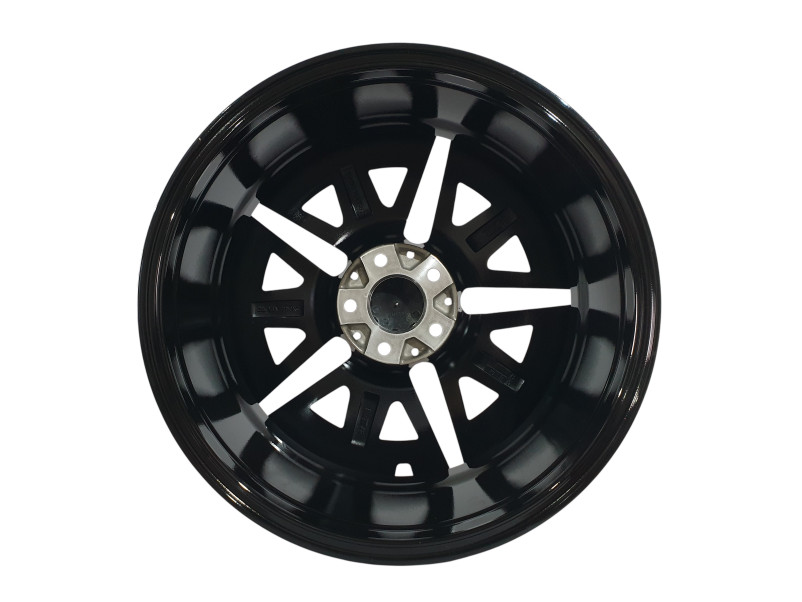 R18 BMF ( різноширокі ) на Mercedes-Benz A-Class W176 2012-2015 року