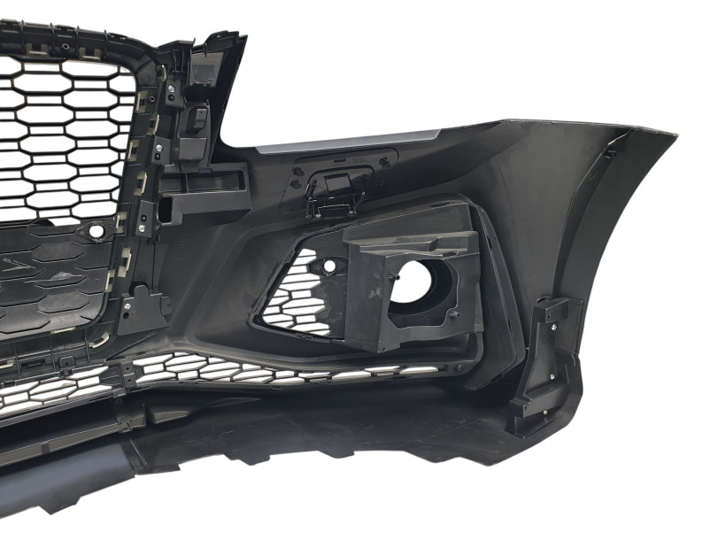 Передній бампер  ( RS Style ) на Audi Q5 8R 2008-2012 року