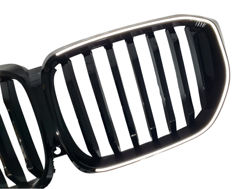 Ніздрі Чорний глянець LED ( Iconic Glow ) 1bar на BMW X5 G05 2023-2025 року