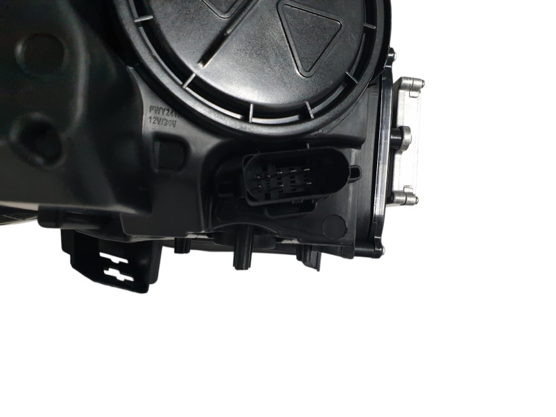 Передні фари  Bi-Xenon ( заміна галогена ) на Mercedes-Benz GLK-Class X204 2012-2015 року