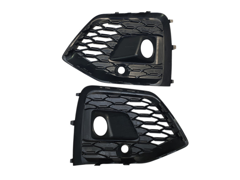 Решітки в бампер  ( RS Style під радари ) Full Black на Audi Q5 80A 2020-2024 року