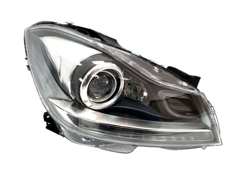 Передні фари  ( Xenon Adaptive ) оригінал комплектні на Mercedes-Benz C-Class W204 2007-2014 року