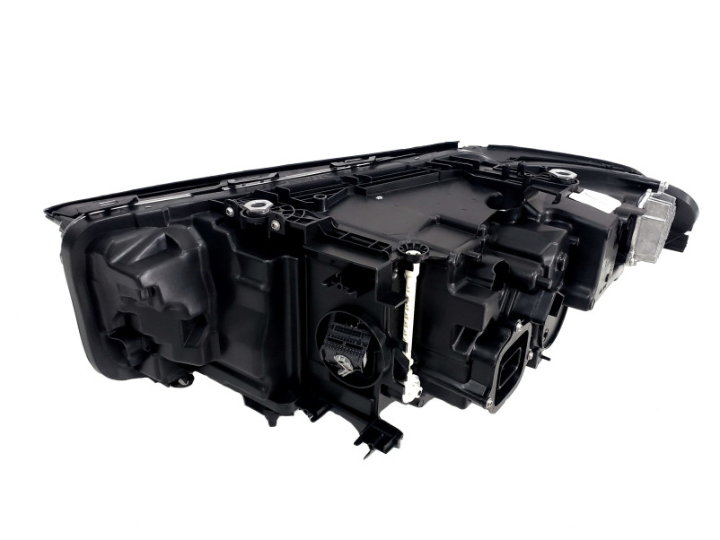 Передні фари  ( в стилі LCI Laser ) V2 на BMW 5 Series G30 / G31 2017-2020 року