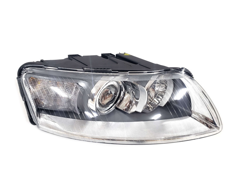 Передні фари  ( Bi-Xenon дорестайл ) без блоків на Audi A6 C6 2004-2011 року