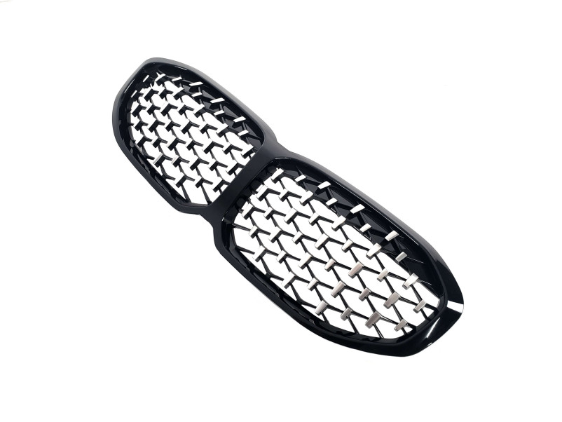 Ніздрі  Diamond Silver  на BMW 1 Series F40 / F41 2019-2023 року