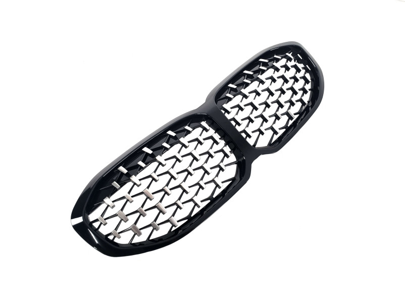 Ніздрі  Diamond Silver  на BMW 1 Series F40 / F41 2019-2023 року