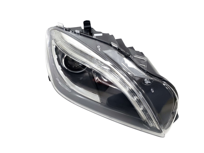 Передні фари  ( Bi-Xenon ) оригінал комплектні на Mercedes-Benz ML-Class W166 2011-2015 року
