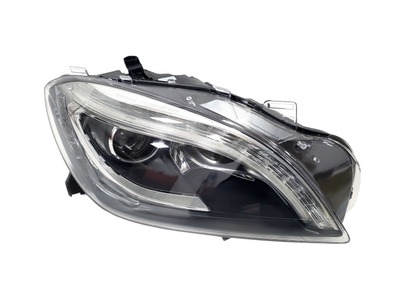 Передні фари  ( Bi-Xenon ) оригінал комплектні на Mercedes-Benz ML-Class W166 2011-2015 року