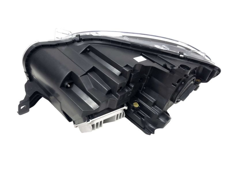 Передні фари  ( Bi-Xenon ) оригінал комплектні на Mercedes-Benz ML-Class W166 2011-2015 року