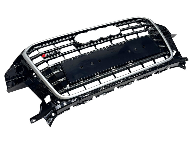 Решітка радіатора Black Silver ( в стилі SQ3 ) на Audi Q3 8U 2011-2014 року