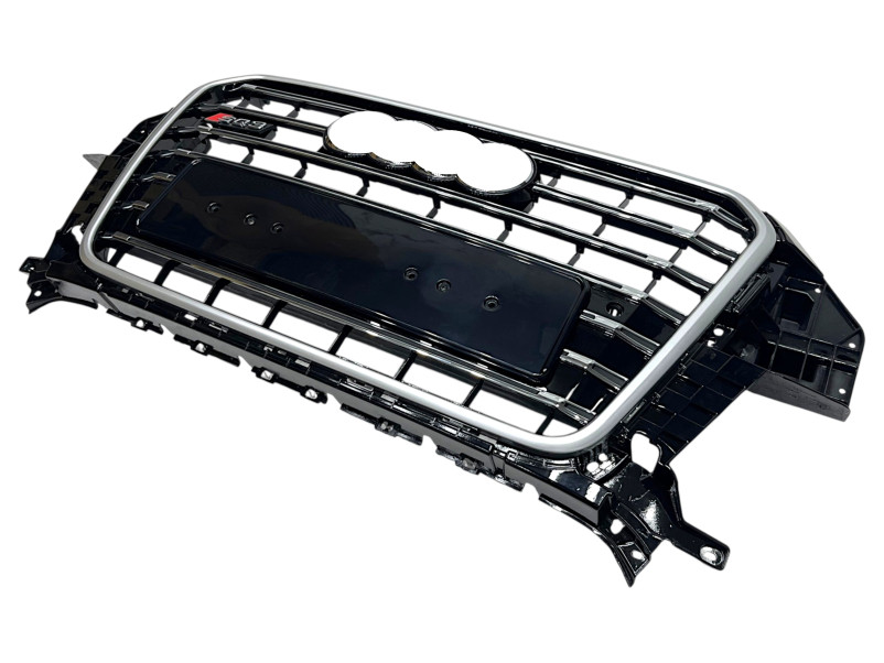 Решітка радіатора Black Silver ( в стилі SQ3 ) на Audi Q3 8U 2011-2014 року