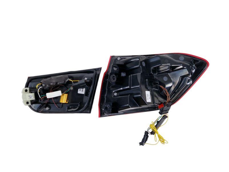 Задні ліхтарі  CS Red ( V2 ) Стопи на BMW 3 Series F30 / F31 2011-2018 року