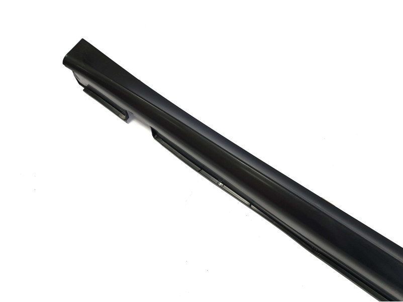 Накладки на пороги  ( стиль M5 ) на BMW 5 Series E60 / E61 2003-2010 року
