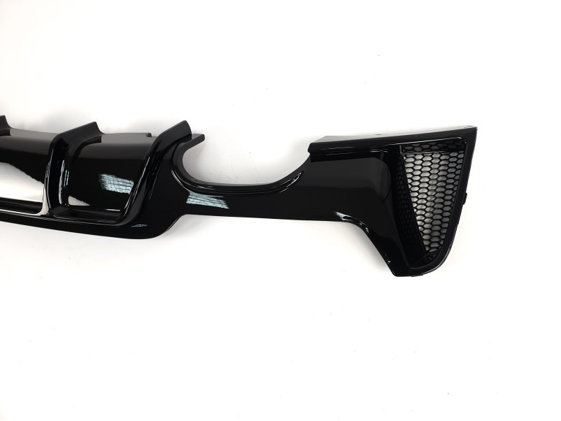 Дифузор ( заднього бампера ) Чорний глянець ( M-Performance ) 00-00 на BMW 4 Series F32 / F33 2013-2020 року