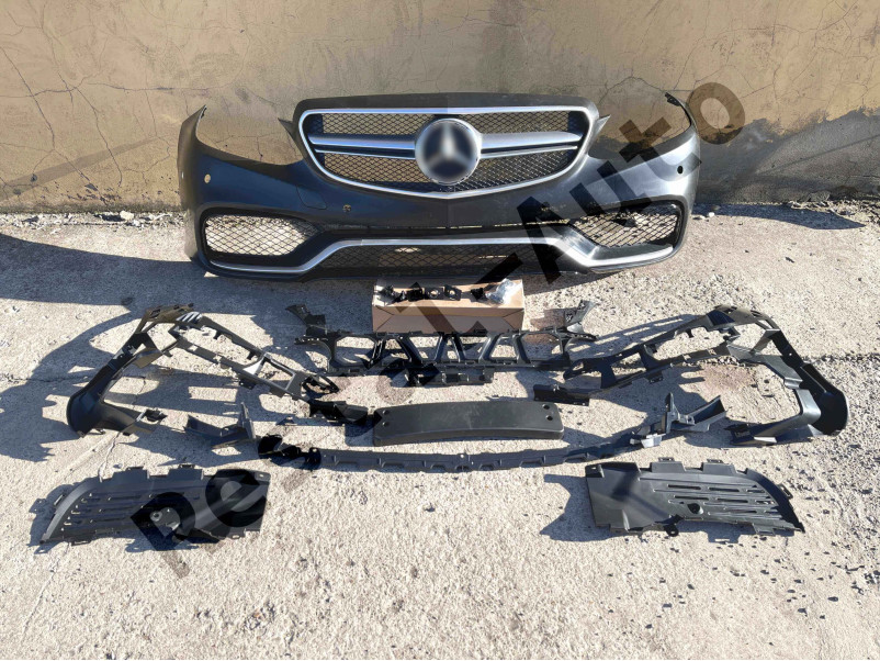 Передній бампер  ( стиль E63 AMG ) на Mercedes-Benz E-Class W212 2013-2016 року