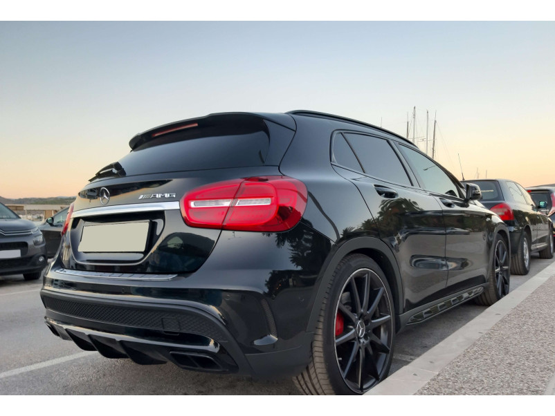 Дифузор ( заднього бампера ) Full Black ( стиль GLA45 AMG ) на Mercedes-Benz GLA-Class X156 2013-2017 року