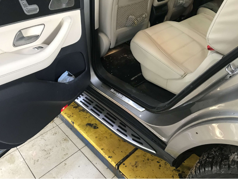 Підніжки   на Mercedes-Benz GLS-Class X167 2019-2023 року